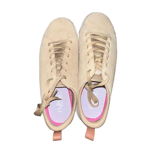 Ryka tan suede women’s low top lace sneakers size 9.5 - Picture 5 of 8